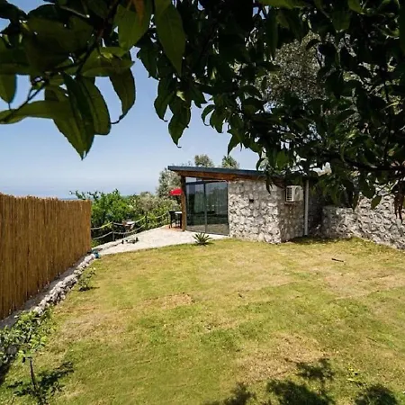 فيلة Private Pool With Garden For 2 People In Faralya, - Awz 229 *